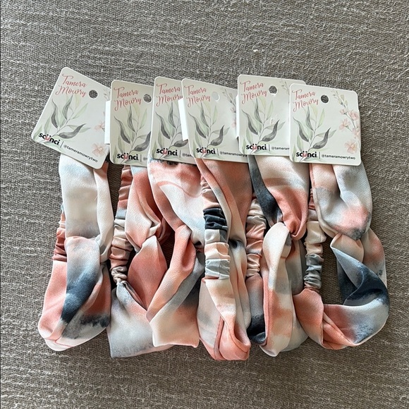 Set of 6 Scunci Pink and Blue Tie Dye Headbands New With Tags - Picture 2 of 5